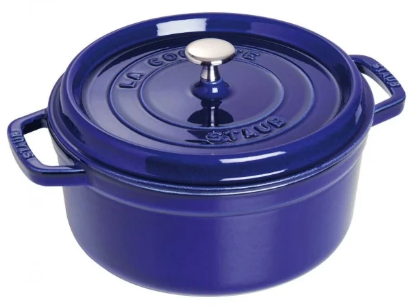 Staub Cocotte Rund Aus Gusseisen In Dunkelblau 1