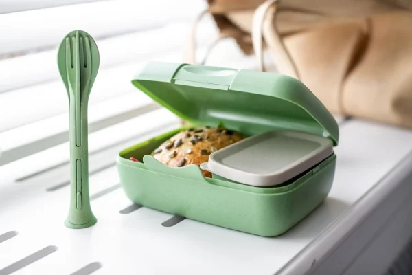 Koziol Lunch Box Candy Ready Mit Besteck-Set In Grün 5