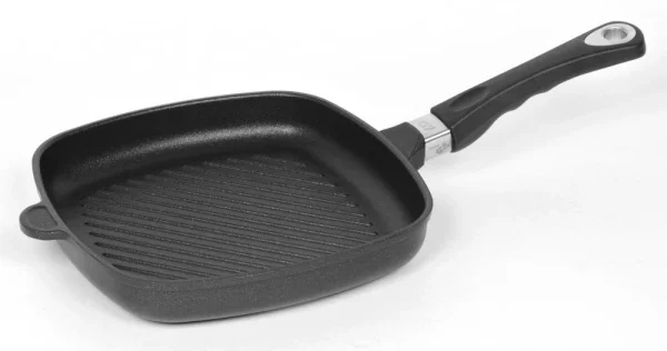 AMT Gastroguss AMT Eckpfanne Flach Aus Aluguss Mit Grillstreifen 1